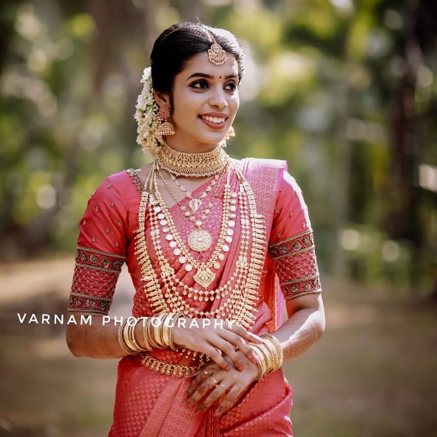 HOURI BEAUTY CENTER THALASSERY