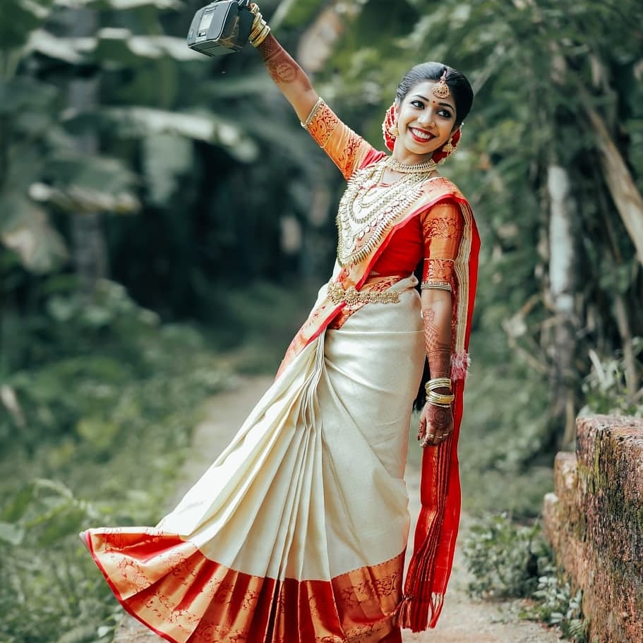 HOURI BEAUTY CENTER THALASSERY