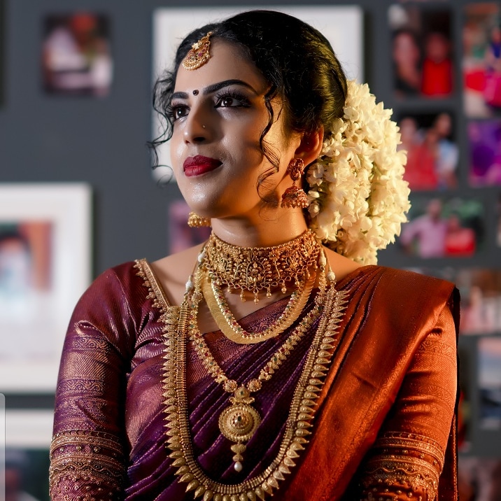 HOURI BEAUTY CENTER THALASSERY